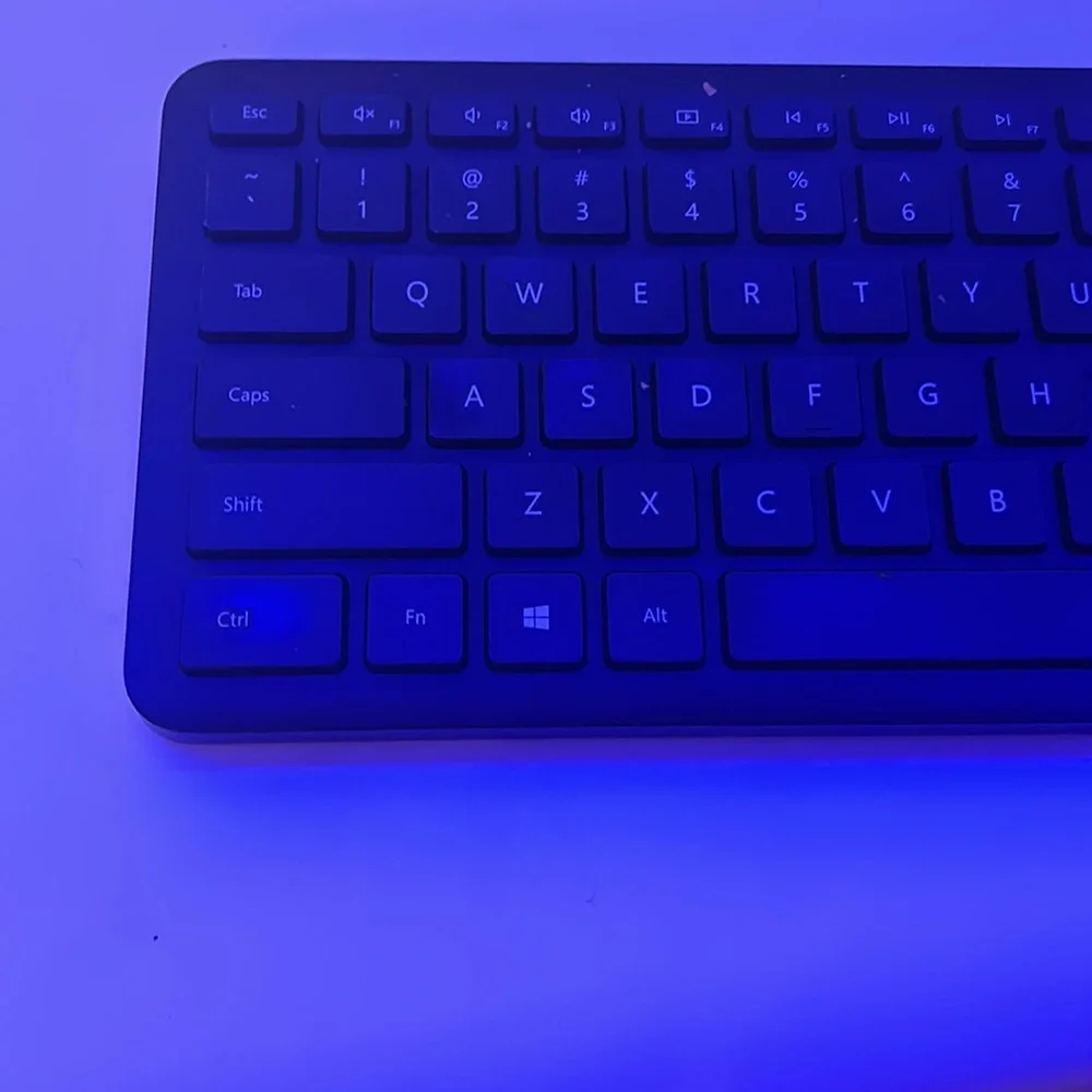 Microsoft wireless Bluetooth keyboard